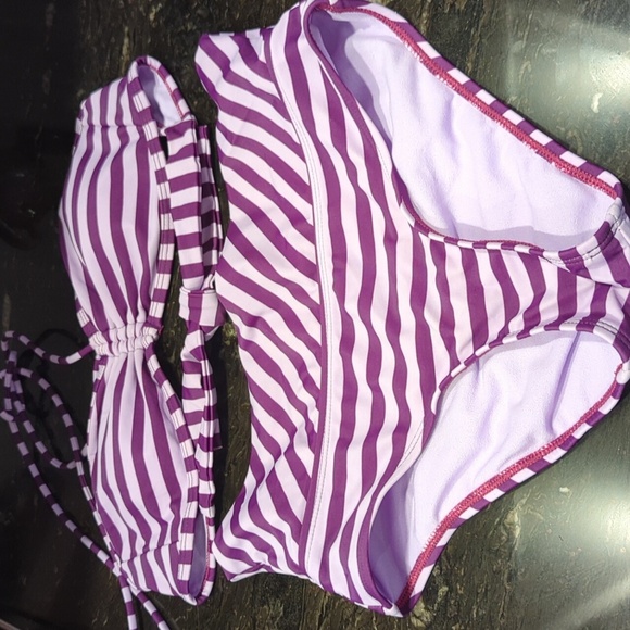 Kirra Bikini Set Striped Purple Women's Size Small - Picture 1 of 12